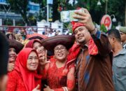Pakaian Adat Multietnis Dan Penampilan Bakat Siswa Semarakkan Peringatan Hari Pendidikan Nasional Di Medan