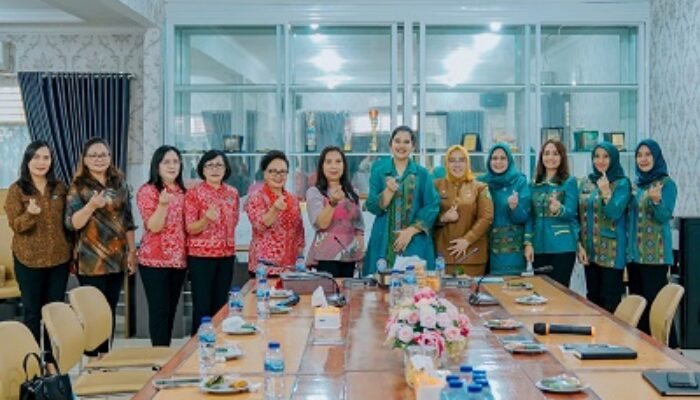 Ny Kahiyang Ayu Terima Rombongan TP PKK Minsel, Bahas 10 Program Pokok PKK