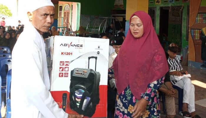 TGS Ganjar Gelar Pelatihan MC dan Beri Bantuan Pengeras Suara di Majelis Taklim As-Syakinah