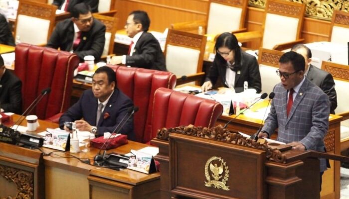 Percepatan Transformasi Ekonomi, DPR Dorong Pemerintah Topang Konsumsi Rumah Tangga
