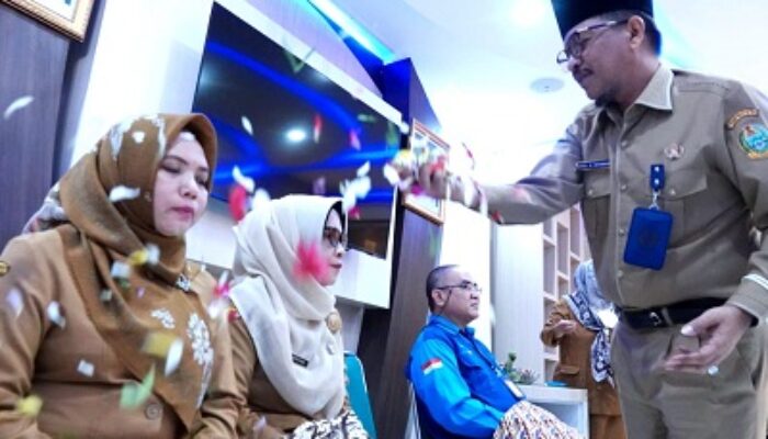 Kadis Kominfo Berharap PegawainyaSandang Predikat Haji Mabrur