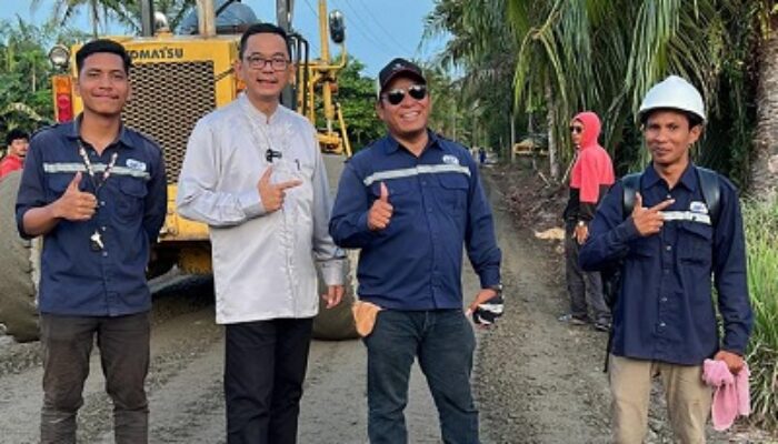Anggota DPRDSU Azmi Yuli Sitorus Apresiasi Progres Jalan Provinsi Di Kecamatan Teluk Mengkudu