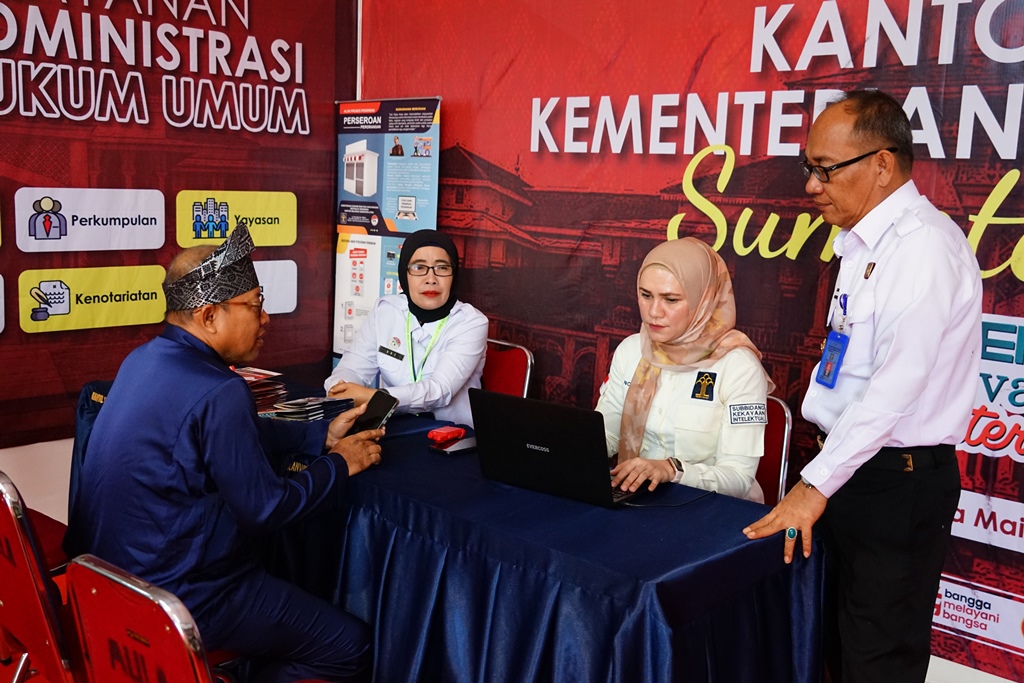 Kantor Wilayah Kementerian Hukum dan HAM Sumatera Utara turut berpartisipasi dan menyemarakkan Pekan Inovasi dan Investasi Sumatera Utara Ke-9 Tahun 2023, di Lapangan Istana Maimun Kota Medan, dengan membuka stand pameran Layanan Kekayaan Intelektual dan Layanan Administrasi Hukum Umum, Rabu (24/5).