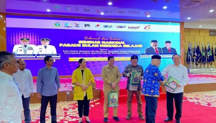 Disdiksu Gelar Seminar Nasional Merdeka Belajar Wujudkan SDM Berwawasan Global