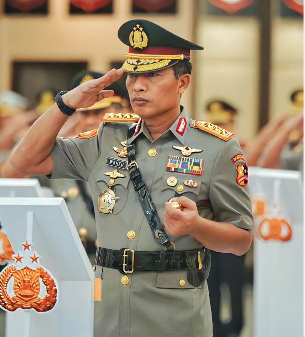 Komjen Agus Adrianto Wakapolri, Wahyu Widada Kabareskrim, Suntana Kabaintelkam