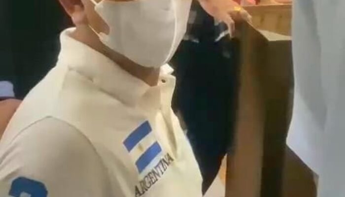 Diserahkan Ke Jaksa, Achiruddin Hasibuan Sempat Pukul Tangan Wartawan