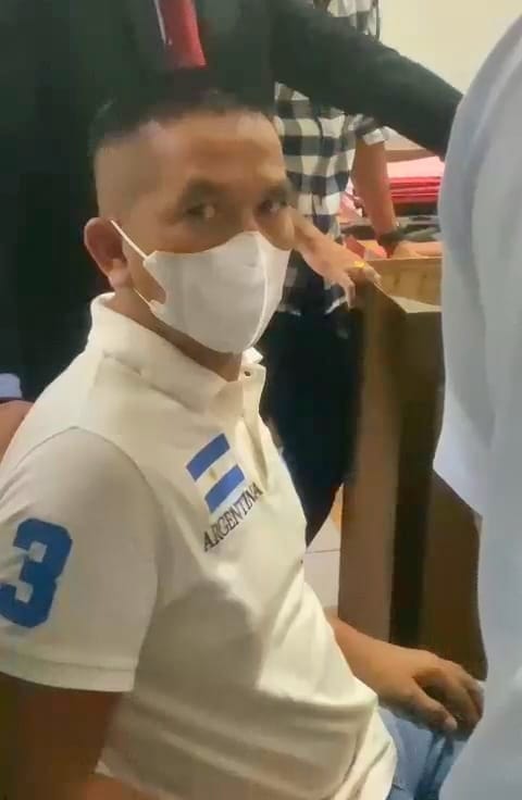 Diserahkan Ke Jaksa, Achiruddin Hasibuan Sempat Pukul Tangan Wartawan