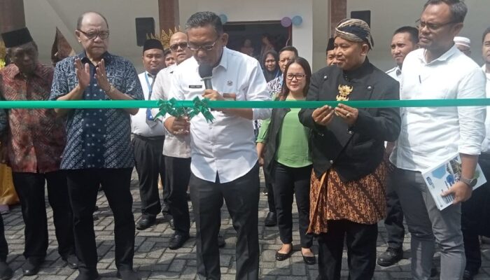 Panen Raya Kurikulum Merdeka 2023 SMA Al Azhar Plus Meriah