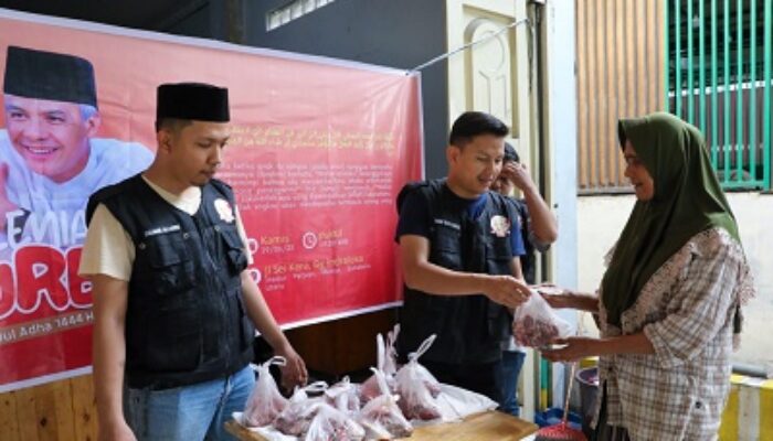 Idul Adha 1444 H, Ganjar Milenial Potong Dua Kambing Dan Dibagikan Kepada Warga Medan