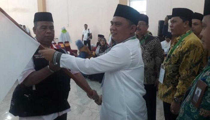 Bupati Labuhanbatu Lepas Calhaj Kloter 9 Menuju Tanah Suci
