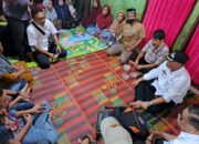 Sambangi Korban Kebakaran, Bupati Madina Disambut Warga Sihepeng