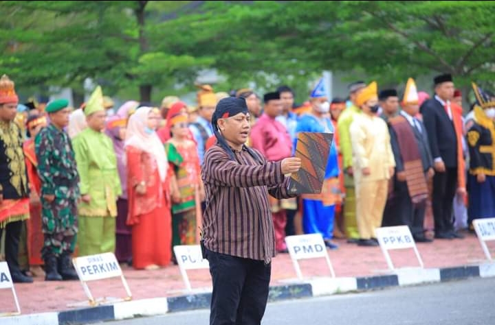 Ragam Pakaian Adat, Warnai Upacara Hari Lahir Pancasila Di Labura