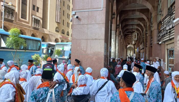 Jemaah Indonesia Padati Madinah