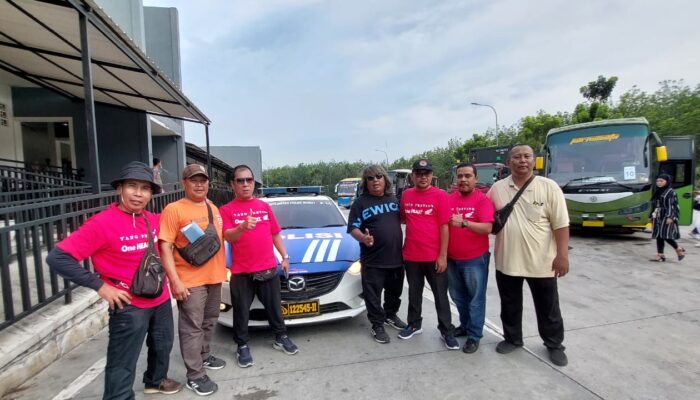11 Unit Bus Peserta FG PWI Sumut Sari Medan Dikawal Patwal Voorijder