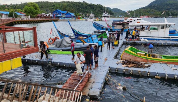 Pemko Sabang Tangani Sampah Ekstrem Di Laut