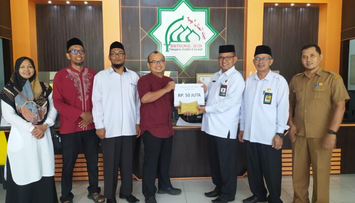 Kanwil Kemenag Aceh Setor Zakat Melalui BMA