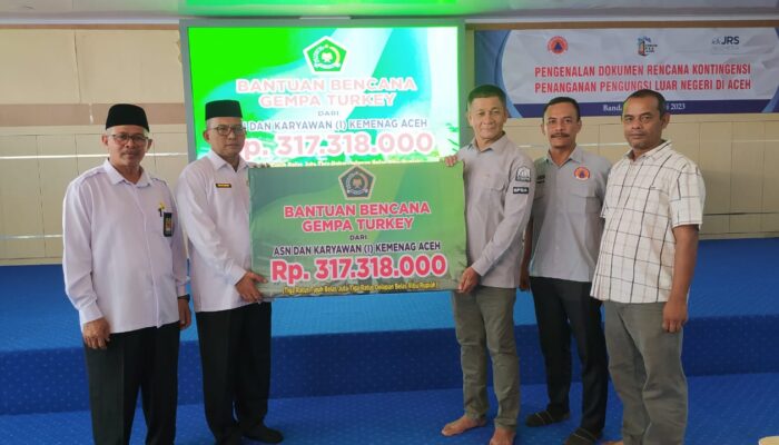 Kemenag Aceh Serahkan Donasi Korban Gempa Turki Rp317,3 Juta