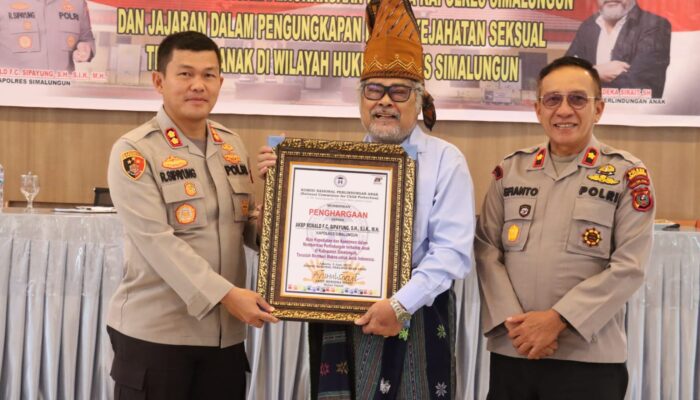 Polres Simalungun Terima Piagam Penghargaan Dari Komnas PA