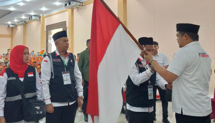 Wali Kota Medan Lepas Keberangkatan Kloter 15 Menuju Tanah Suci 3 Calhaj Tunda