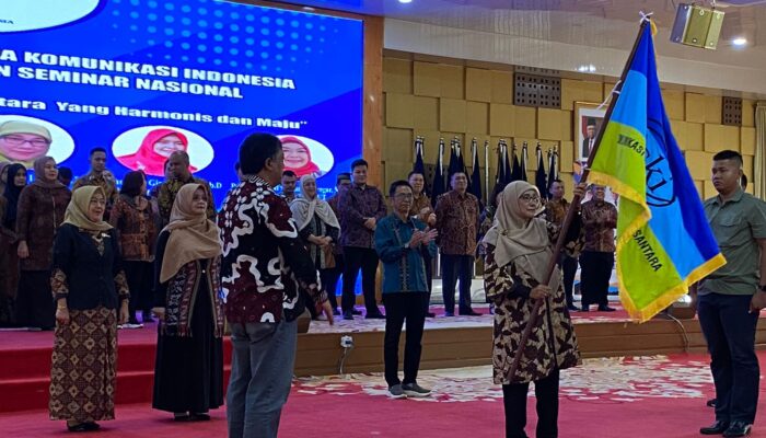 10 Dosen Ilmu Komunikasi Fisipol UMA Dilantik Jadi Pengurus ISKI Sumut