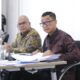 Direktur Utama PLN, Darmawan Prasodjo (kanan) dan Komisaris Utama PLN, Amien Sunaryadi (kiri) saat menghadiri RUPS PLN, Rabu (7/6).