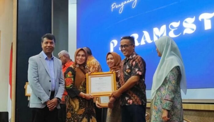 Simalungun Terima Penghargaan Paramesti Dari Kemenkes