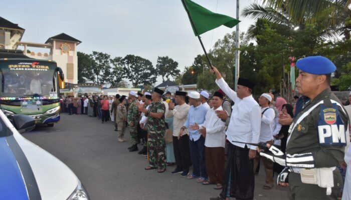 Ribuan Warga Madina Berangkatkan 151 Calhaj