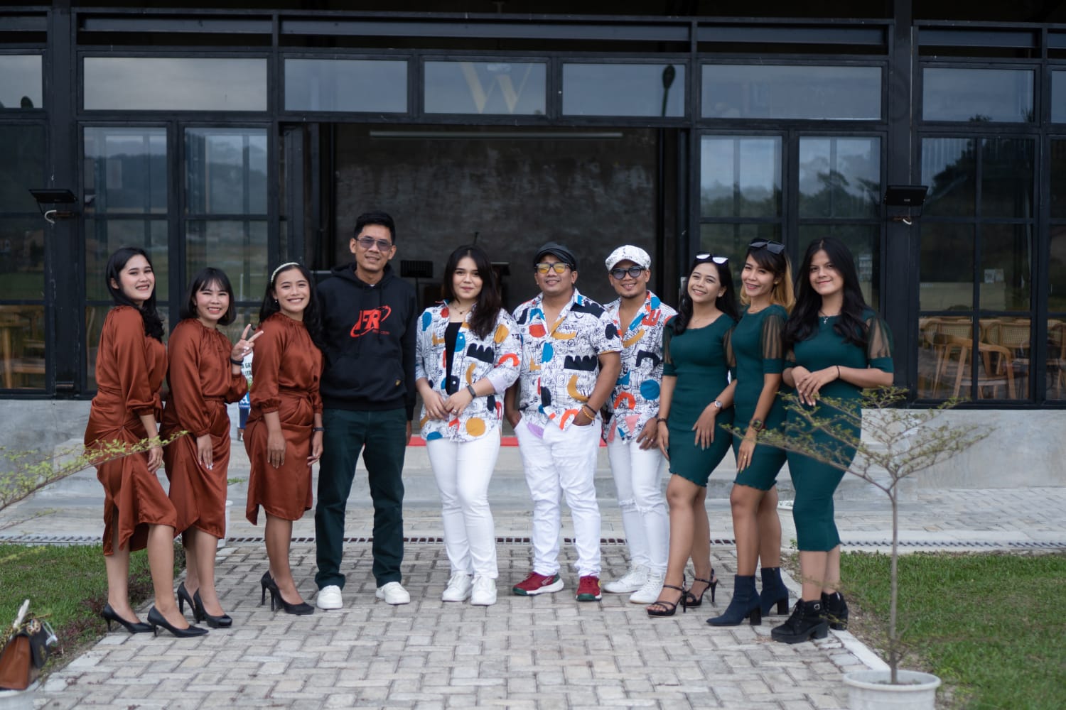 FR Production Lebarkan Sayap Rekrut 3 Penyanyi Asal Kota Medan