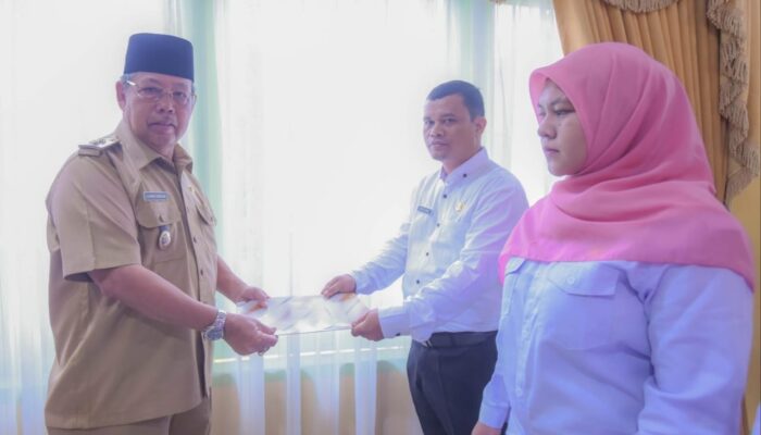 130 Guru Di Padangsidimpuan Terima SK PPPK