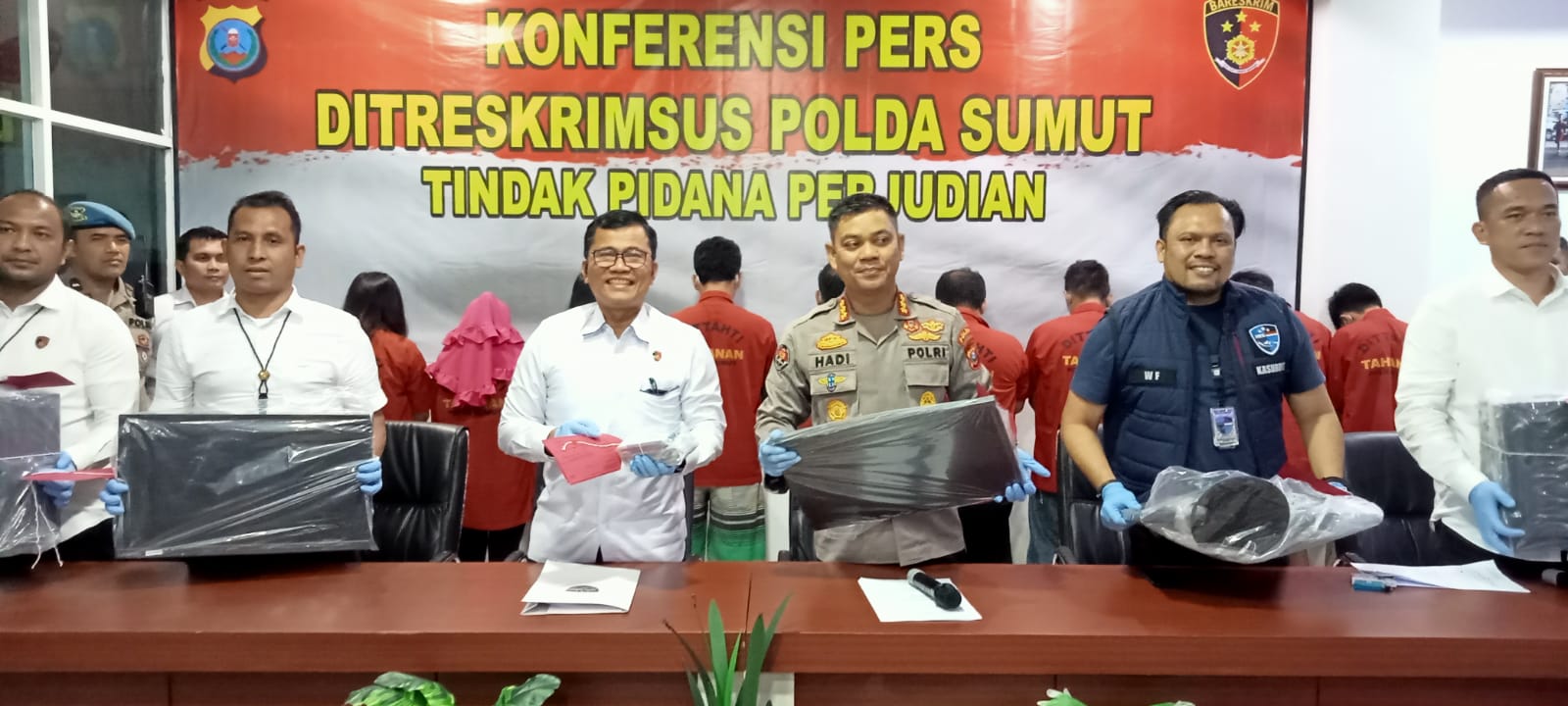 Cybercrime Poldasu Ungkap Perjudian Online, 10 Orang Diamankan