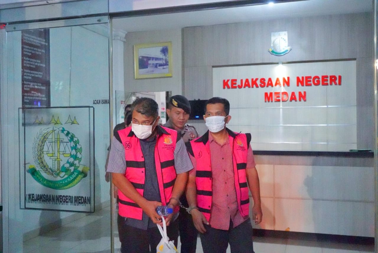 Eks Kepsek Dan Bendahara SMK Pencawan Tersangka Korupsi Dana BOS Rp 1,8 Miliar