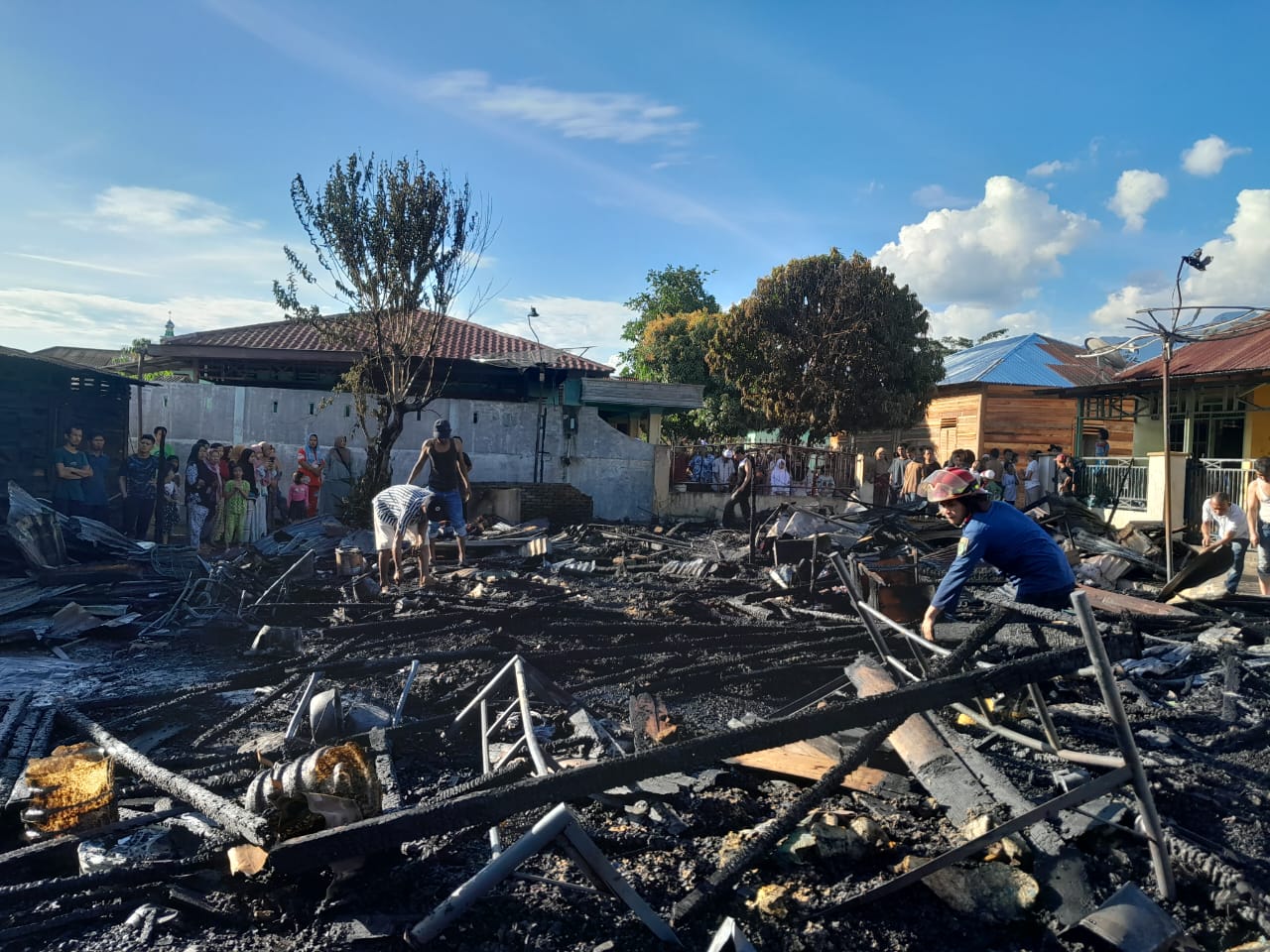3 Rumah Ludes Terbakar Di Panyabungan