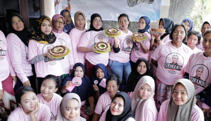 Lestarikan Makanan Khas dan Tingkatkan Ekonomi, Srikandi Ganjar Ajarkan Warga Sumut Bikin Kue Dangai