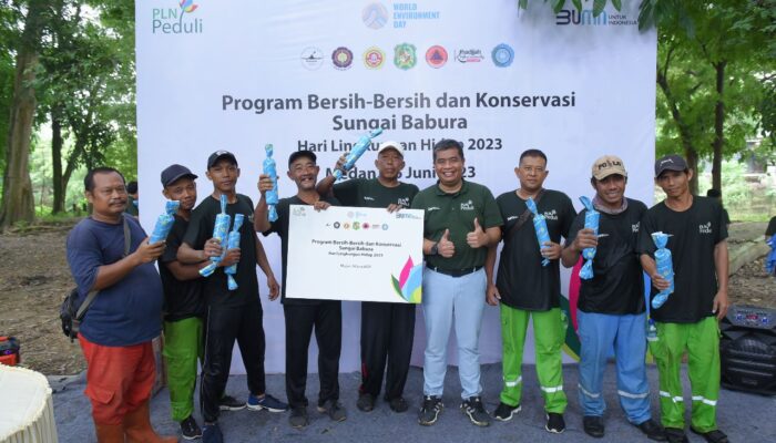 Semarak HLH Sedunia, PLN UIP Sumbagut Motori Program Bersih-Bersih Sungai Babura