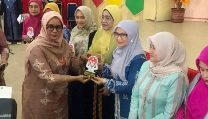 Dekranasda Sabang Dapat Dua Penghargaan Di Tapaktuan