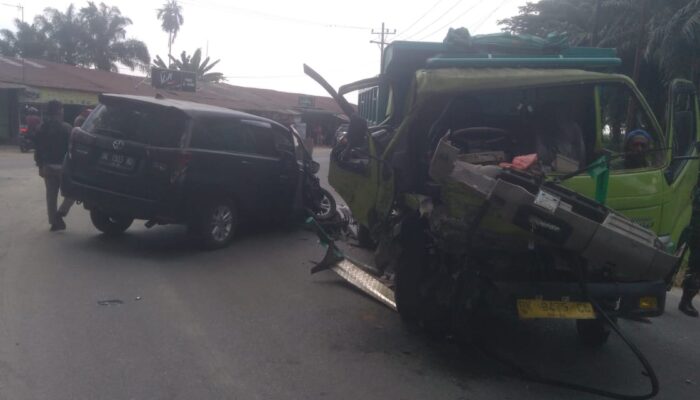 Polsek Galang Lamban Tangani Perkara Laka Lantas Truk Kontra Innova