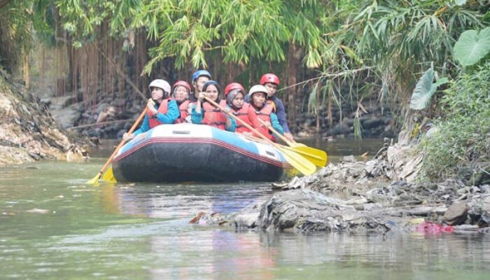 Dosen Dan Mahasiswa Unimed Susuri Sungai, Bantu Wujudkan Destinasi Ekowisata Di Kota Medan