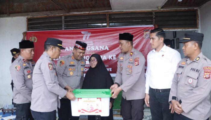 Rasa Syukur HUT Bhayangkara Ke-77, Kapolres Lhokseumawe Sambangi Keluarga Purnawirawan