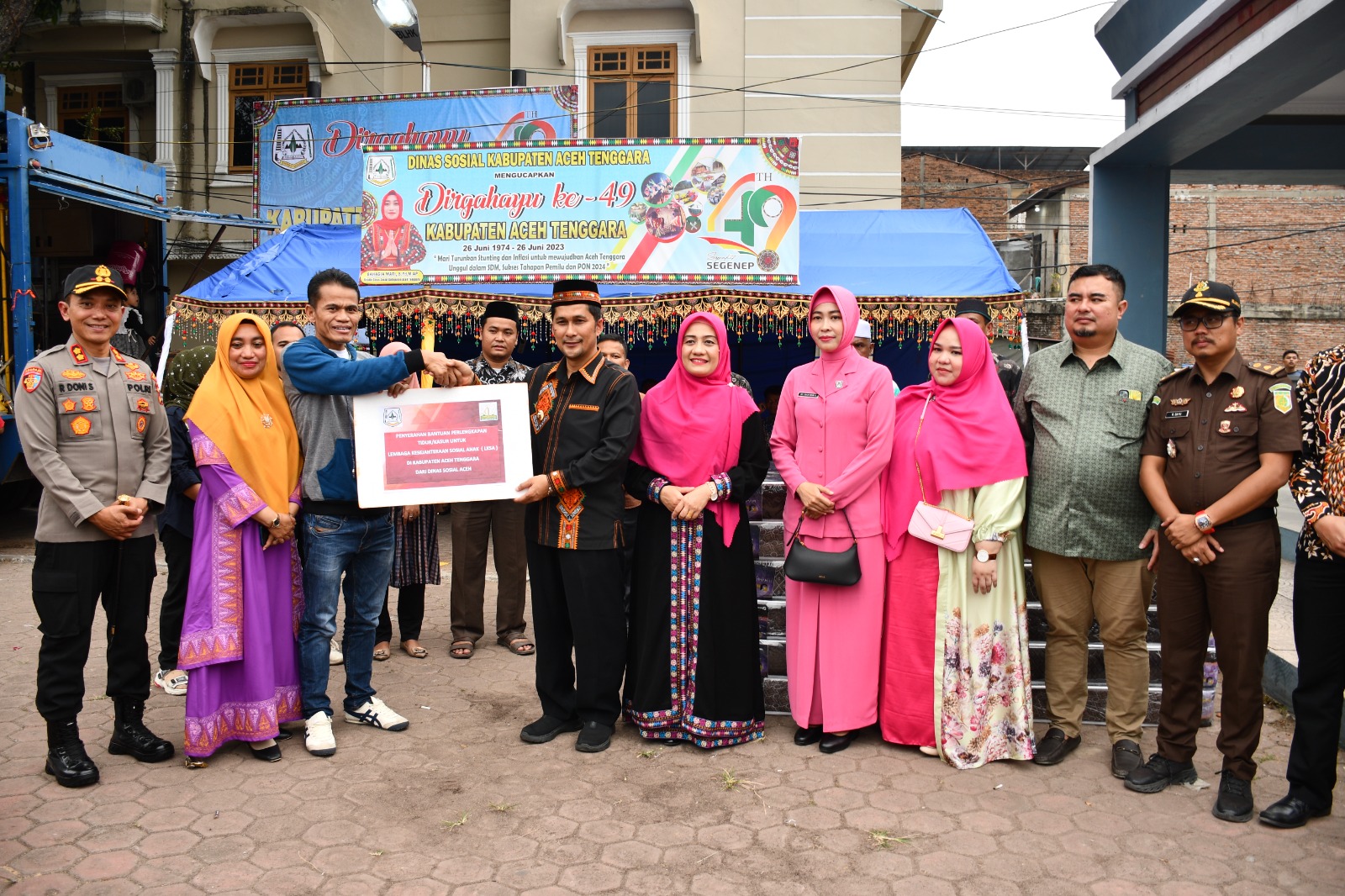 Pj Bupati Buka Pameran Dan Lomba Peringatan Hari Jadi Ke-49 Agara