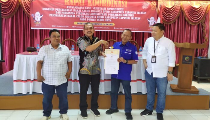 460 Orang Balon DPRD Tapsel Belum Memenuhi Syarat