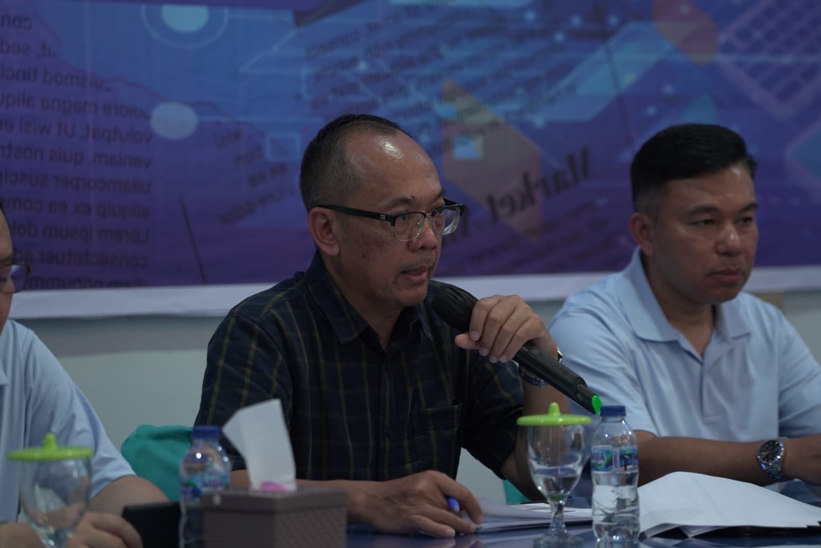 Deputi Kepala Kantor Perwakilan Bank Indonesia Sumatera Utara, Ibrahim dalam acara Bincang Bareng Media (BBM) Sumatera Utara yang dirangkai dengan kegiatan Pelatihan Wartawan yang digelar di Kota Sabang, Aceh, Sabtu (24/6).