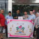 Jhon Ferdinan Simanjuntak, Regional Head Northern Sumatera Smartfren menyerahkan hewan kurban secara simbolis kepada warga sekitar Kantor Regional Smartfren Northen Sumatera.
