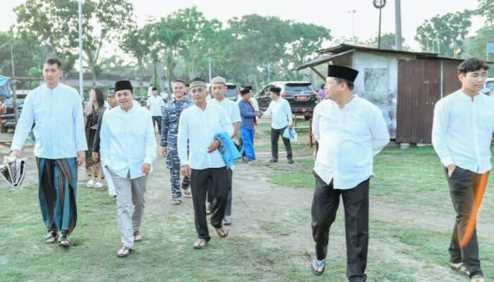 Pemkab Batubara Shalat Iduladha Di Lapangan Sei Bejangkar