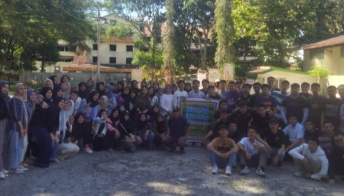 Siswa SMA Harapan Medan Field Trip Ke Kebun Teh