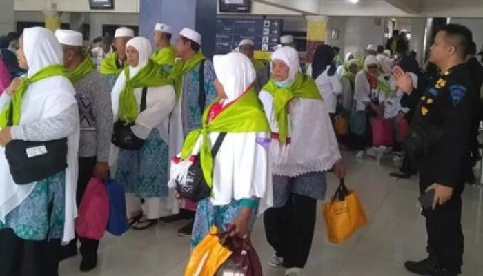 Gunakan Transpot Kereta Api Calhaj Labuhanbatu Langsung Menuju Ahmed