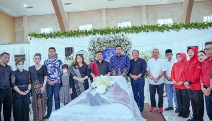 Bobby Nasution Sampaikan Duka Mendalam Atas Meninggalnya Rudolf Pardede