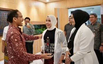 Bertemu Mendikbudristek Nadiem Makarim,  Putri Ariani Dibekali Beasiswa Indonesia Maju