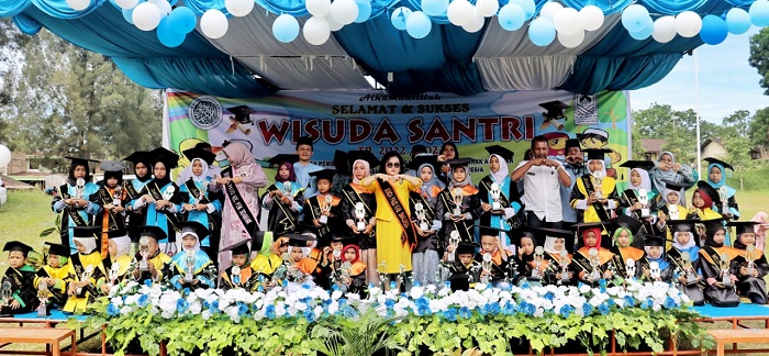 450 Santri TKA/TPA Di Simalungun Wisuda Bersama 450 Santri TKA/TPA Di Simalungun Wisuda Bersama