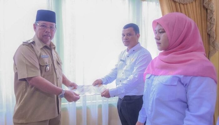 130 Guru Di Padangsidimpuan Terima SK PPPK