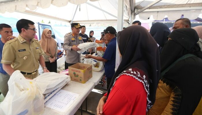 Pj Wali Kota Dan Kapolresta Buka Pasar Murah